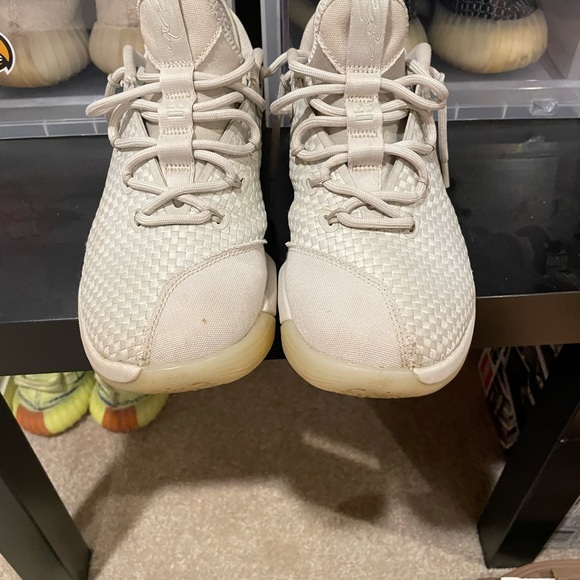 Nike Lebron 14 Low “Light Bone” - Picture 2 of 6